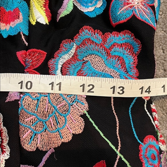 Monique Lhuillier Sonya Like New Dress Black Floral Embroidered Colorful Midi - Picture 12 of 13